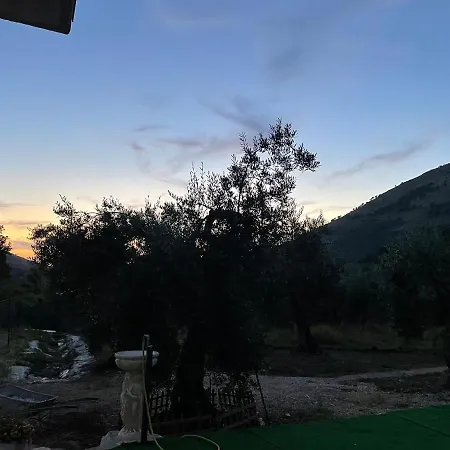 Alojamento de Acomodação e Pequeno-almoço Centro Estivo Il Piccolo Paradiso Sonnino