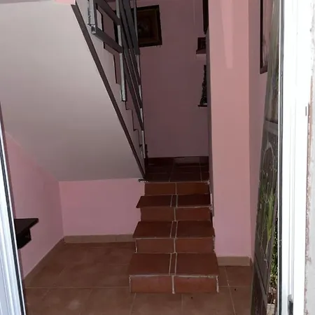 Alojamento de Acomodação e Pequeno-almoço Centro Estivo Il Piccolo Paradiso Sonnino